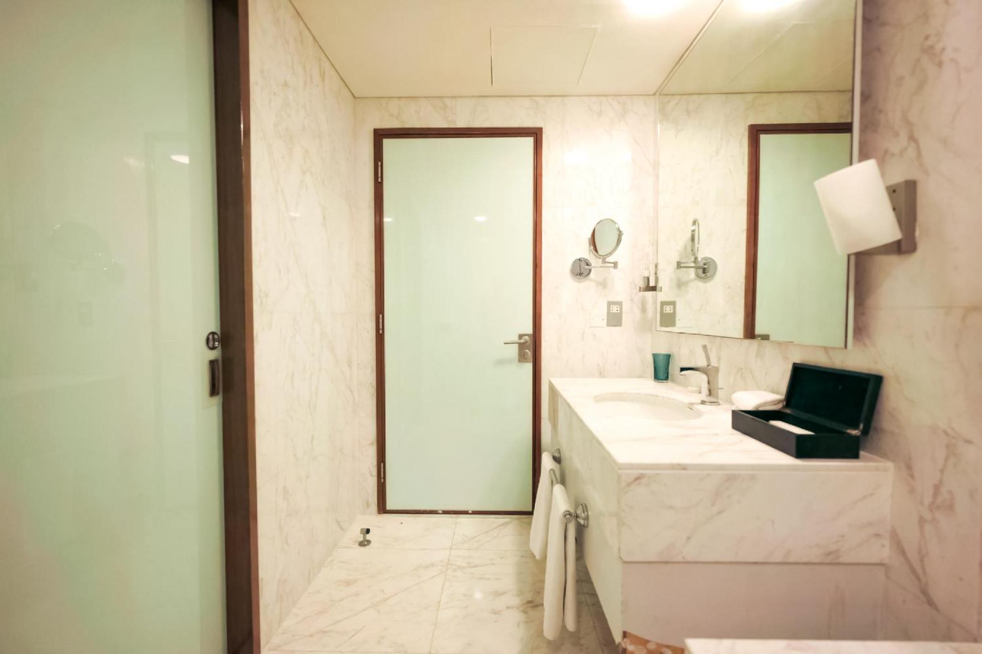 Emaar Fashion Avenue One Bedroom - Formerly Address Dubai Mall Four Apple Holiday Homes Luaran gambar